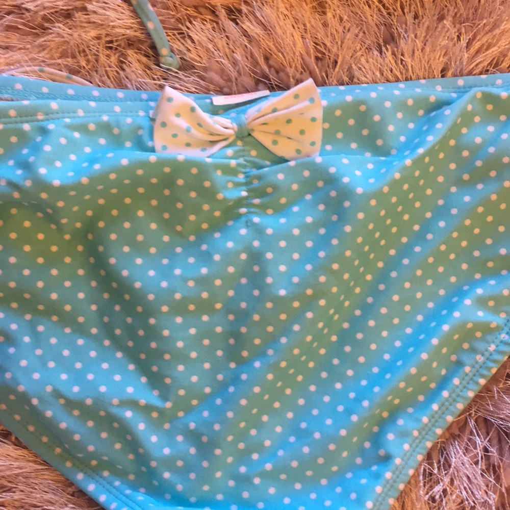 Bathing suit - Picture 2 of 5